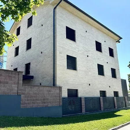 Moste 3-free Parking&pool, Ev Station Ljubljana