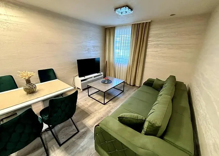 Apartament Moste 3-free Parking&pool, Ev Station