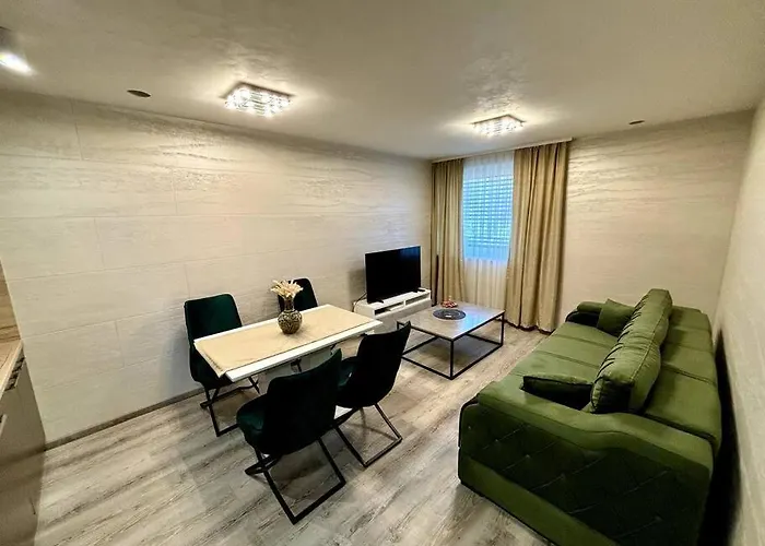 Moste 3-free Parking&pool, Ev Station Apartament Lublana