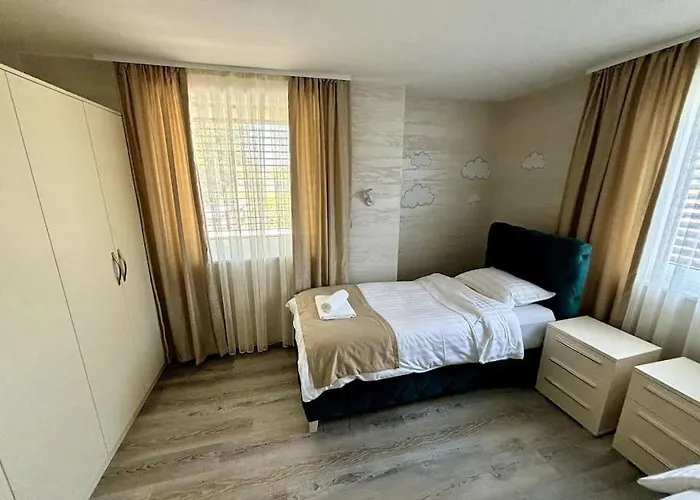 Moste 3-free Parking&pool, Ev Station Lublana