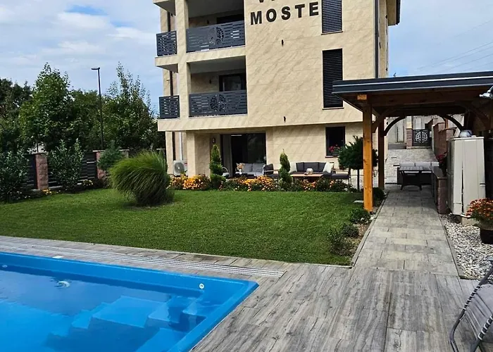 Moste 3-free Parking&pool, Ev Station Apartament *
